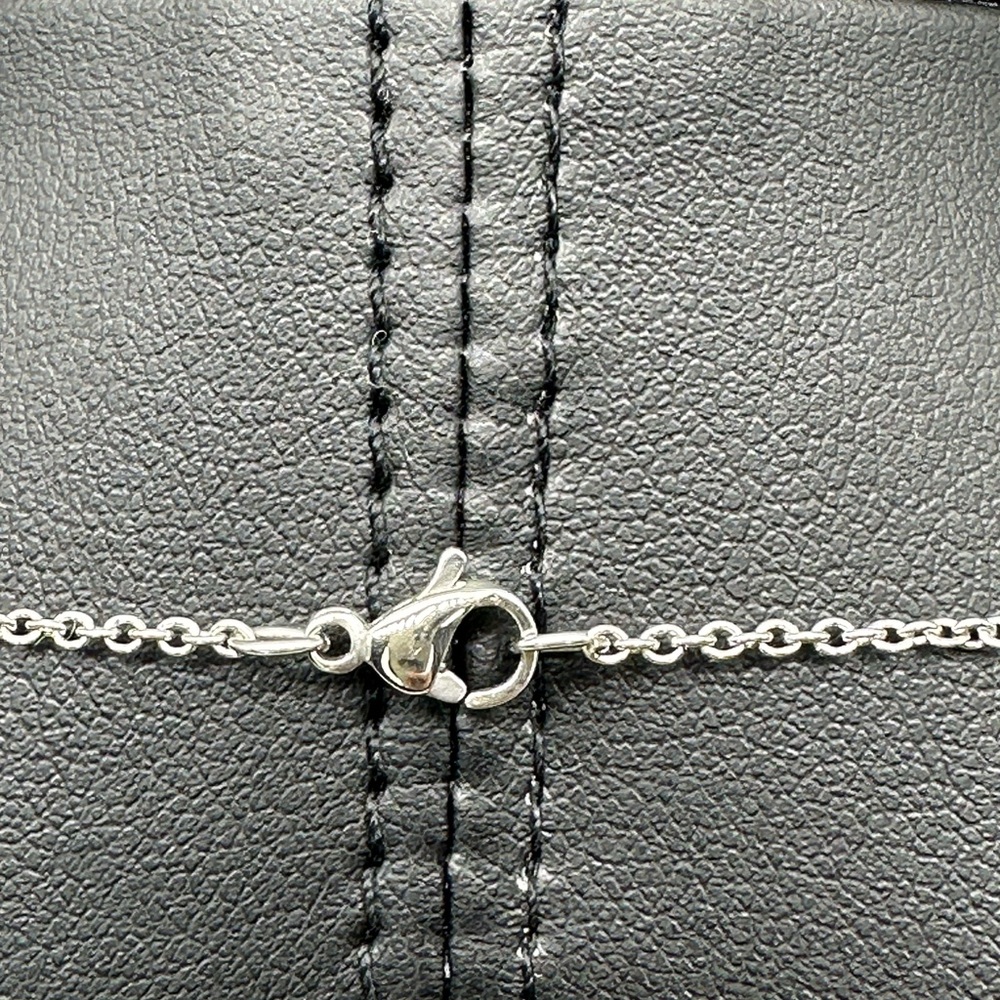 Natural Freshwater 8mm Pearl Pendant on Sterling Silver with 20" Chain - Picture 9 of 9
